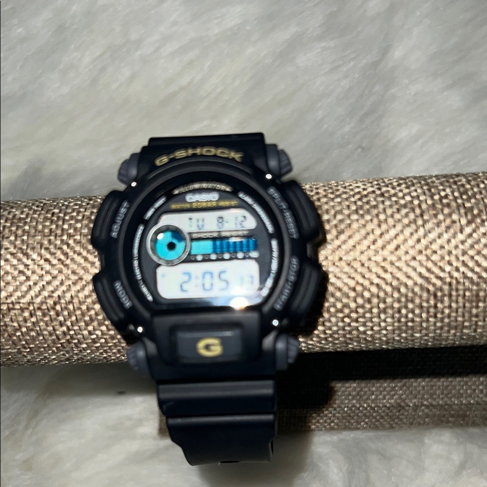 G-Shock Black and Gold Digital Smartwatch